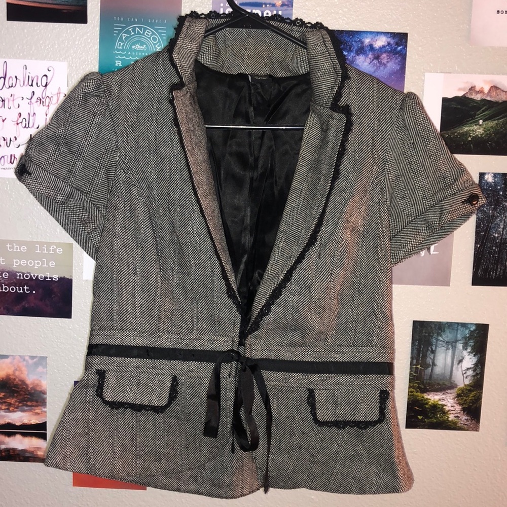 Cute vintage looking pea coat